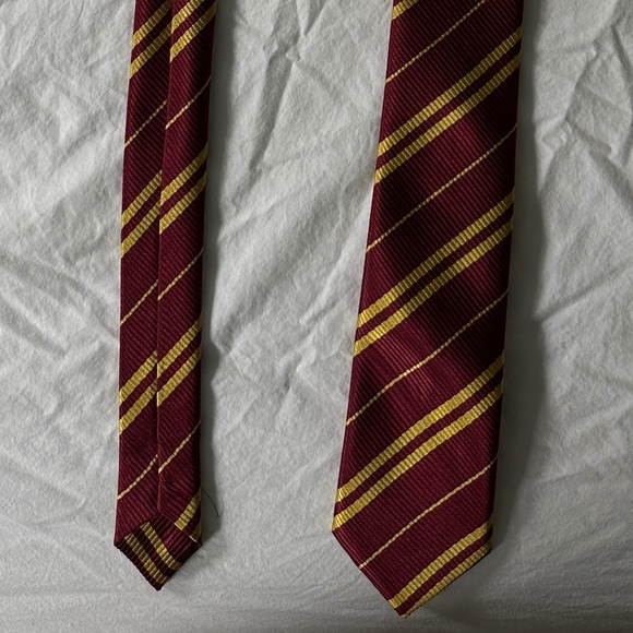 Harry Potter Style Tie - Picture 1 of 1